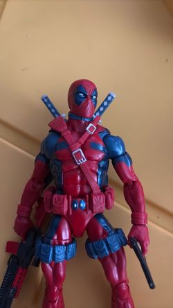 Deadpool Marvel Legends Action Figure