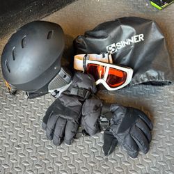 Snow/Ski Helmet, Gloves, Mask, Carrying Bag