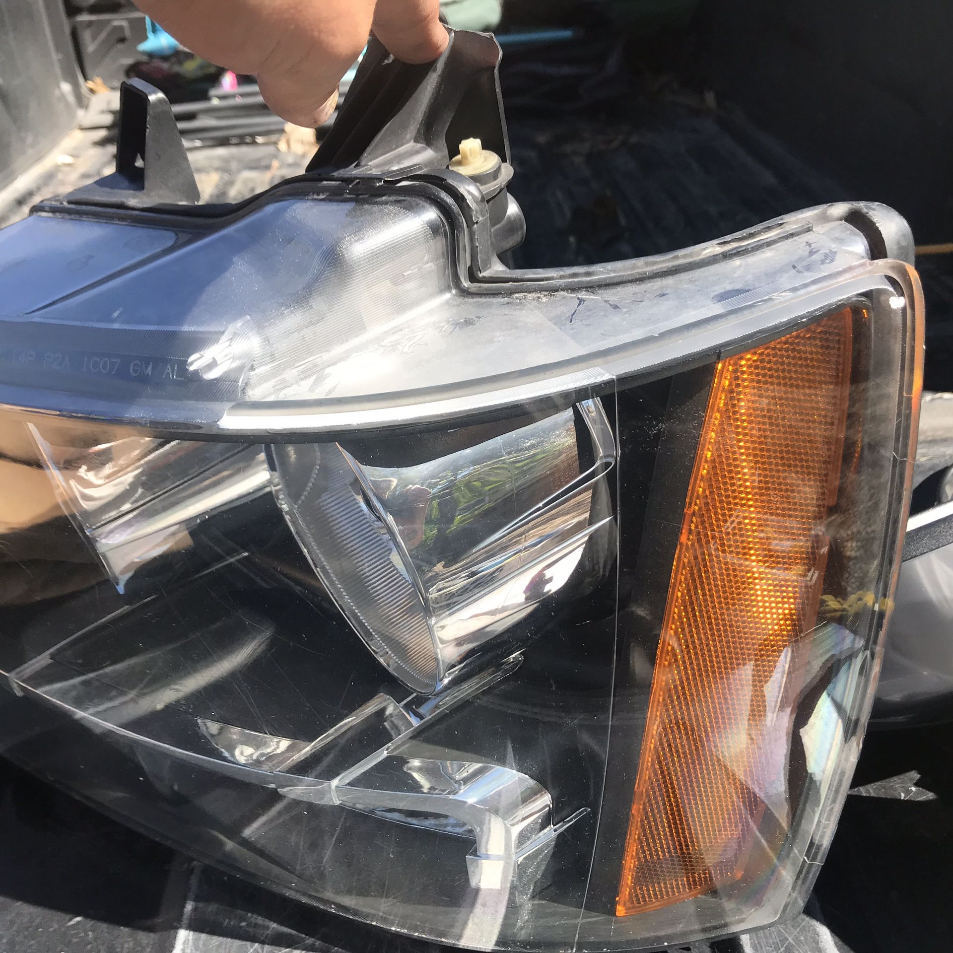 07-13 Chevrolet Tahoe/Avalanche Headlight