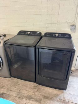 Samsung washer and dryer set black color with warranty
