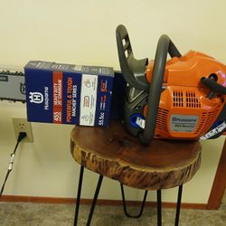 Brand New  20" Husqvarna 455 Rancher Chainsaw