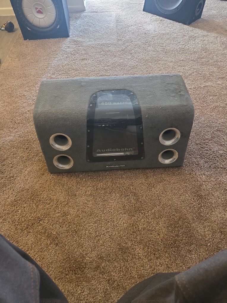 For sale Audiobahn  SUBWOOFER