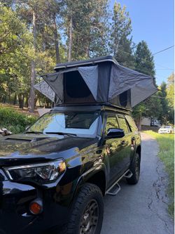 Smitty bilt roof top tent