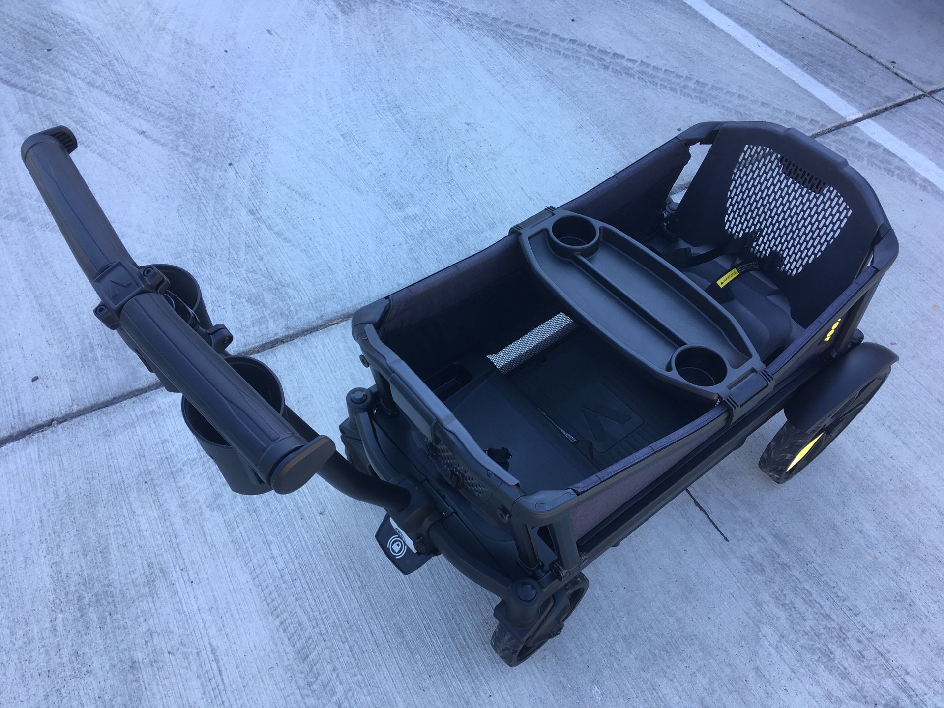 Veer Cruiser Wagon with Uppababy car seat adapter