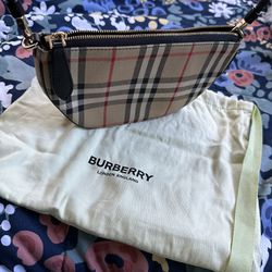 Burberry Olympia  Cotton Pouch 