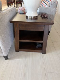 End table