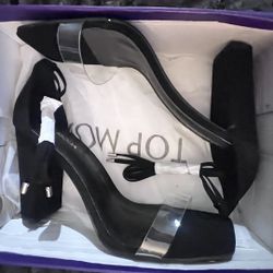Black Hills with clear strap lace up