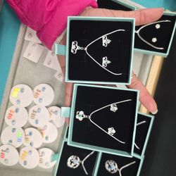 Natural Colombian Emerald Set Sterling Silver