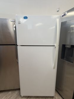 Kenmore Apartment Size Refrigerator 