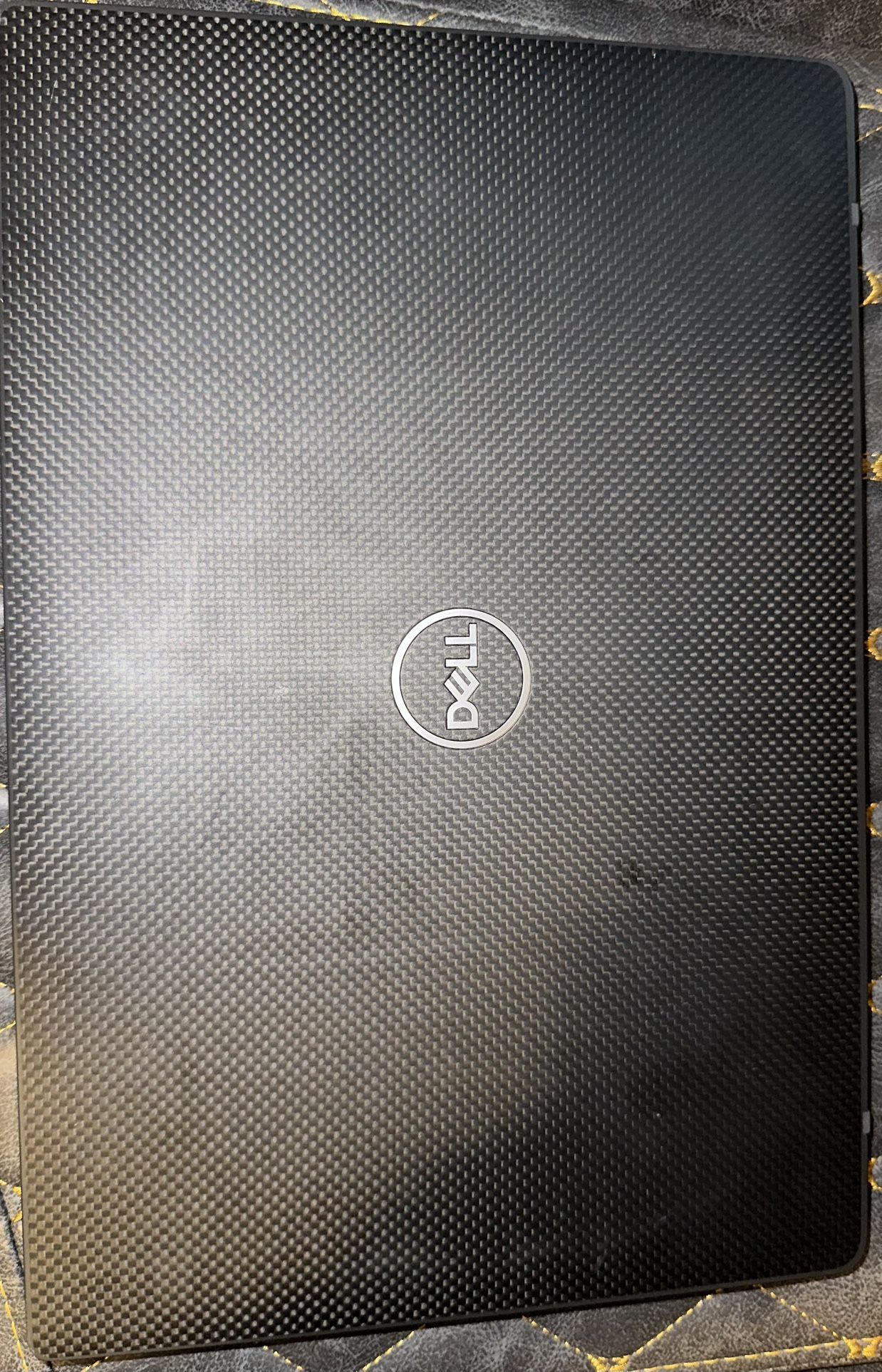 Dell Latitude 7400
