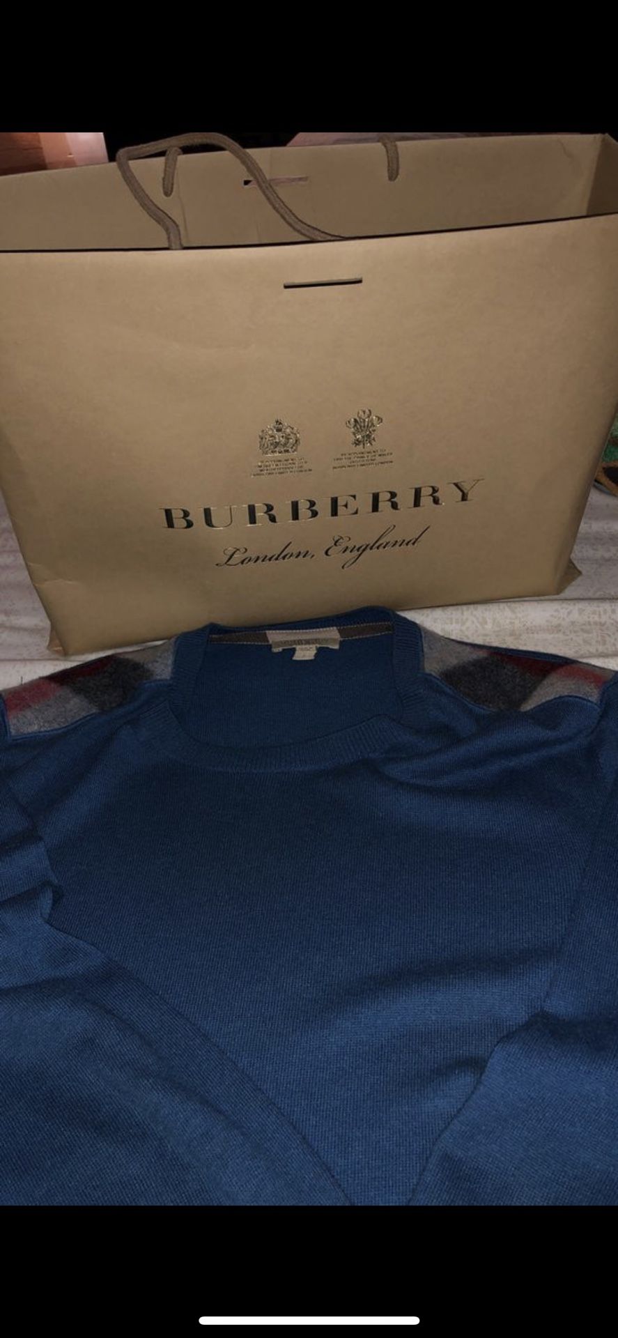 Burberry sweater