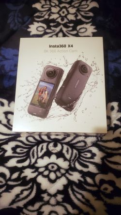 Insta 360 X4