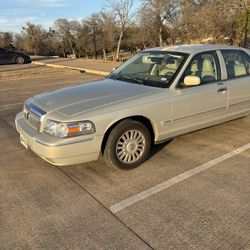 2008 Grand Marquis 