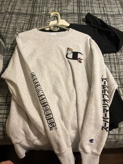 Super Mario Bros Champion Crewneck MEDIUM