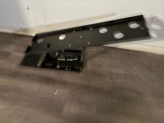 Tv swivel mount
