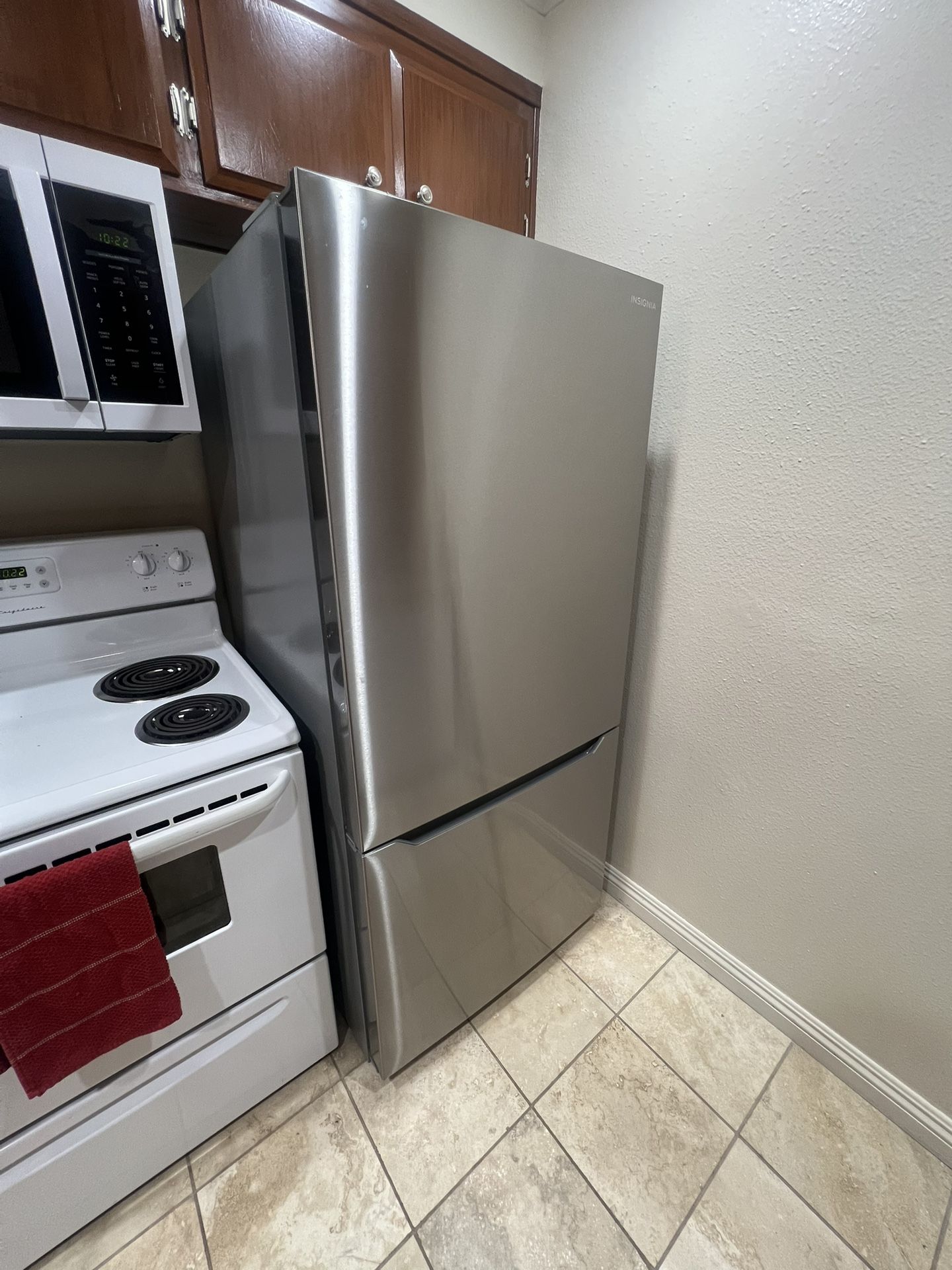Refrigerator, Stainless Steel, 18.6 Cu. Ft.