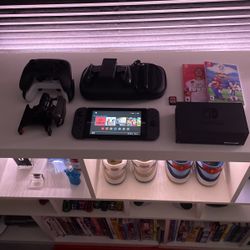 Nintendo Switch + Games + Accessories 