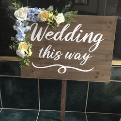 Directional Wedding Venue Sign