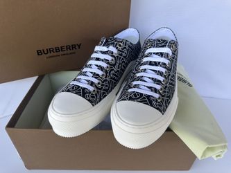 New Burberry Men's Monogram Sneakers Size 9 Tennis Shoes Black Logo