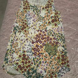 Womens Floral Small Maurice’s Top