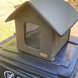 K&H Thermo Outdoor Kitty House. Unheated 