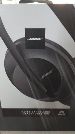 Bose 700 sealed new