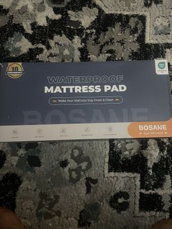 WATERPROOF MATTRESS PAD Queen, Size White Color