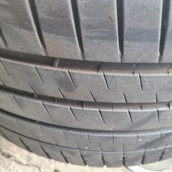 255 40 20