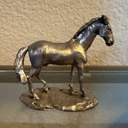 Vintage Handcrafted Michael Ricker Bartlett Pewter Horse Figurine USA Price is firm, cash only