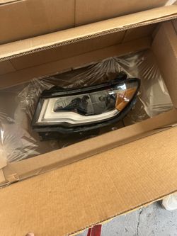 Jeep Compass Head Light  For Parts 