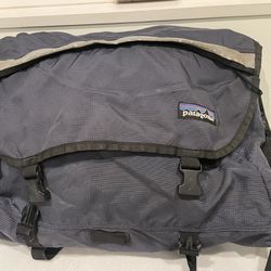 Patagonia Messenger Bag