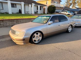 1997 Lexus LS 400
