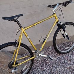 Nice Bike SPECIALIZED ROCKHOPPER FRAME SIZE LARGER Tires Size 26