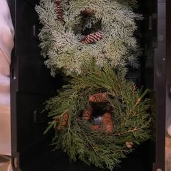 Wreaths (10)