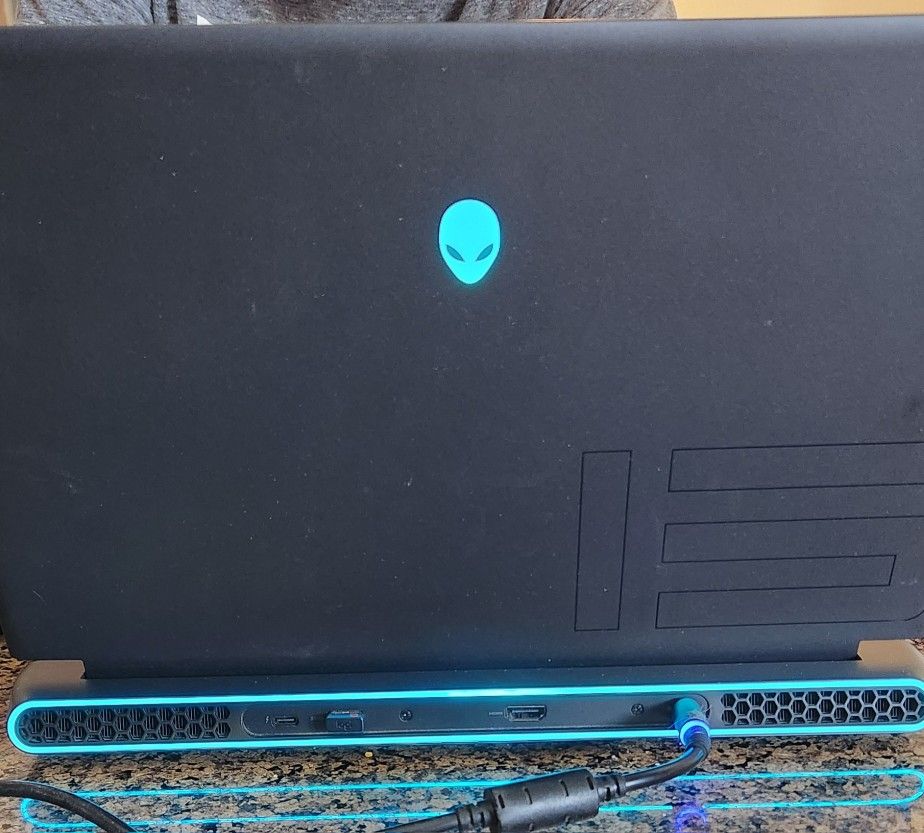 DELL Alienware M15 R6  15" Black Gaming Laptop