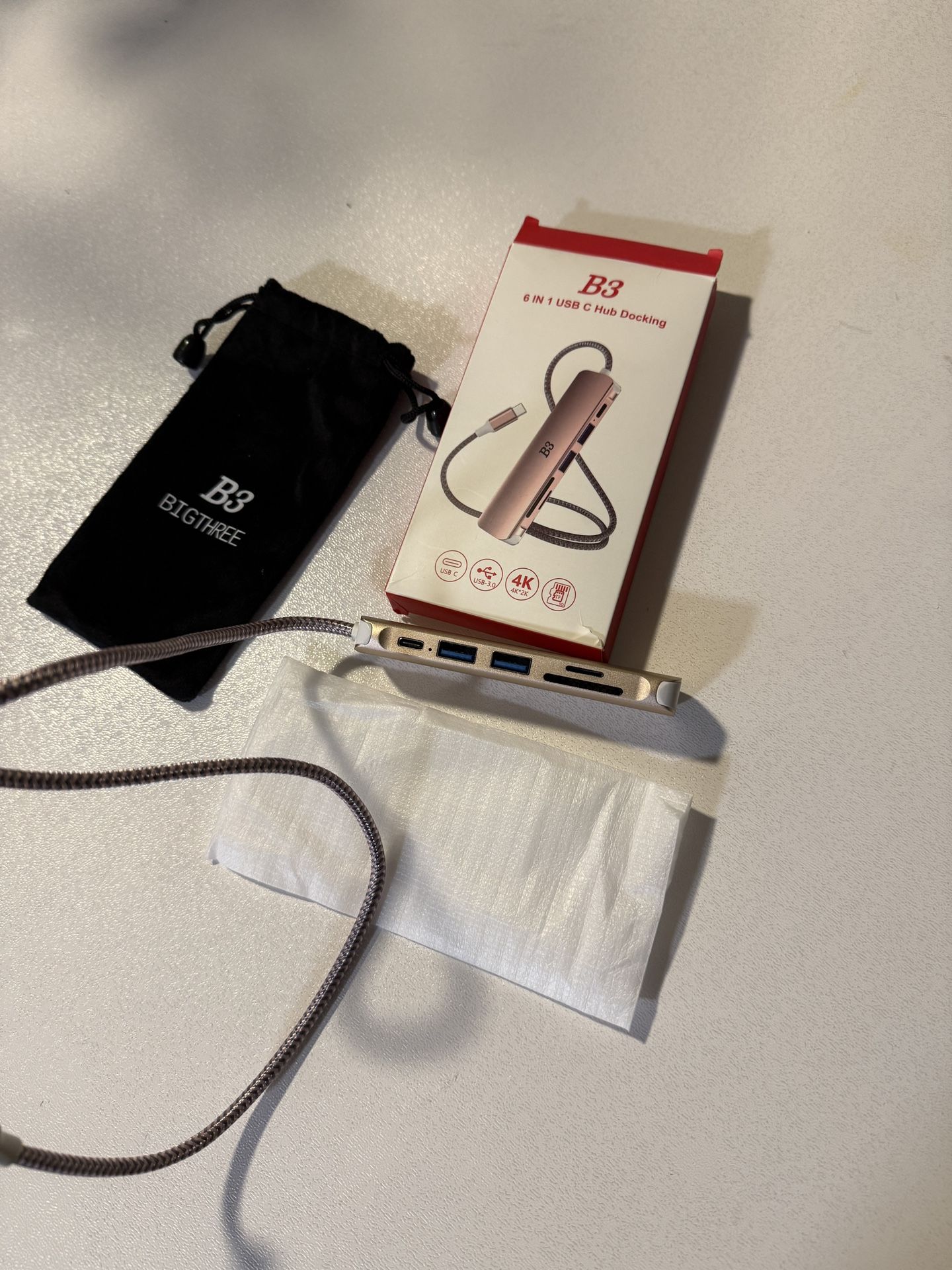 6 IN 1 USB C HUB DOCKING