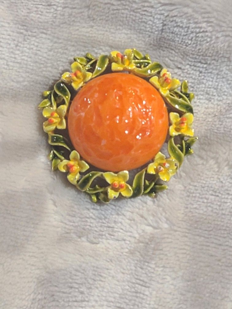Enamel Metal Flower 1940s ARTHUR PEPPER ART Orange Dome Center Vine Halo Brooch