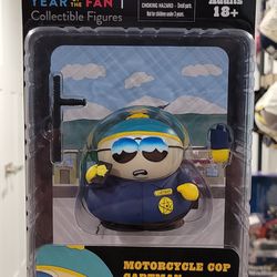 2011 Mezco Toys South Park Motorcycle Cop Cartman Collectible Figure