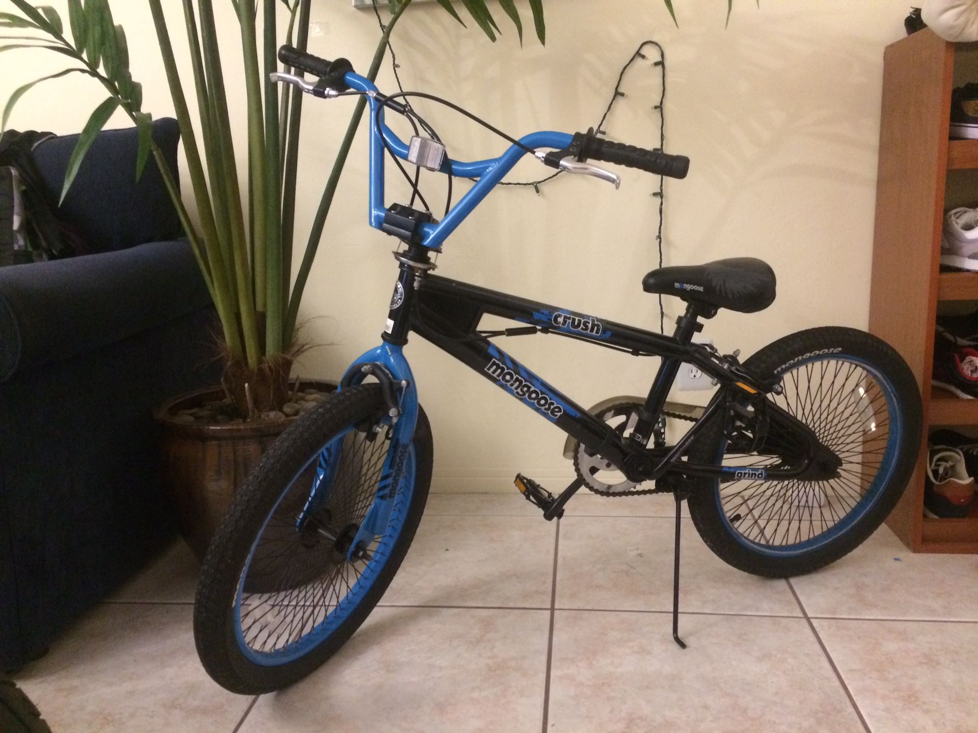 Mongoose Crush BMX bike