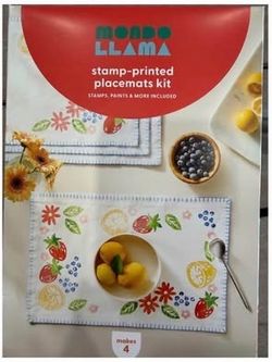 Nib: Mondo Llama Stamp Printed Placemats Kit Makes 4, Stamps, Paint, String
