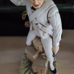 Vintage Decanter Bottle 1976 Mogen David 