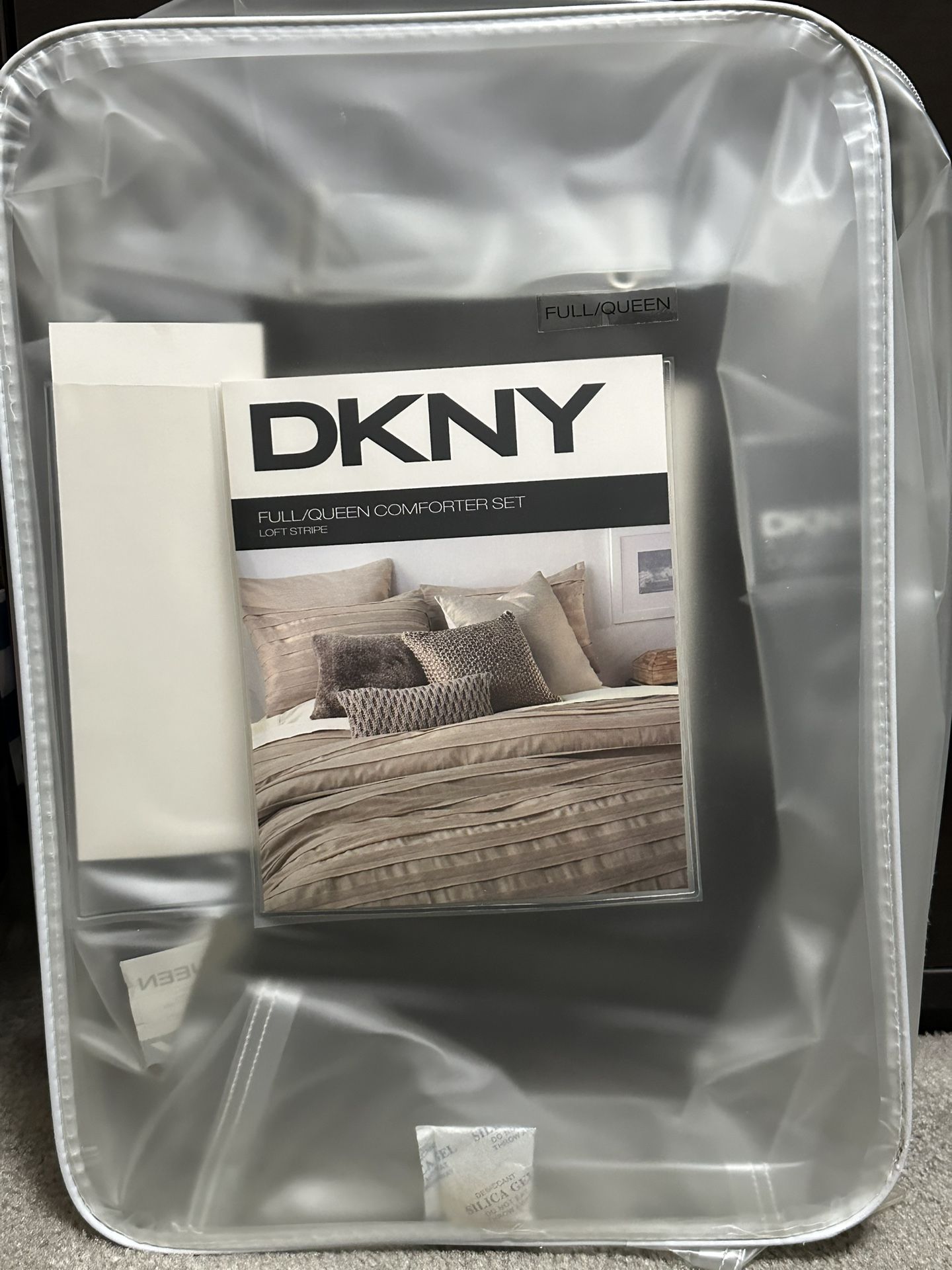 DKNY Comforter Set