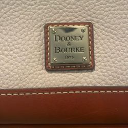 Dooney & Bourke