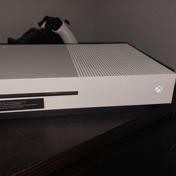 Xbox One S 