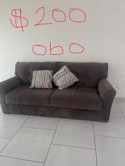 Brown Sleeper Sofa / Sofa Bed