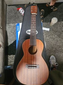 4 string acoustic ukulele
