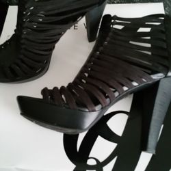 Women’s Shoes Size 7