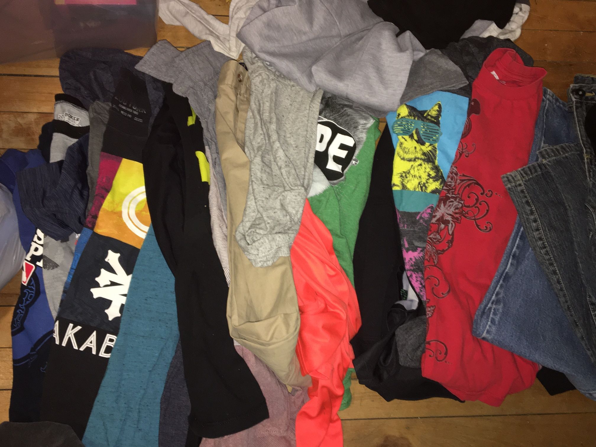 Tons Of Boys Clothes Sizes From Infant To Teen 18/20