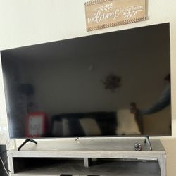 Samsung 58” Smart TV