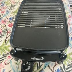 Brentwood 1200 W indoor grill